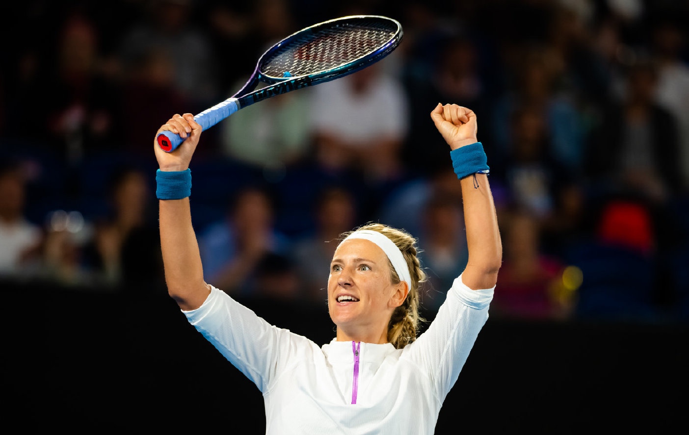 中国队前途光明！，阿扎伦卡新星比赛局势复杂表现突出再创辉煌时刻(光明会的明星艺人)