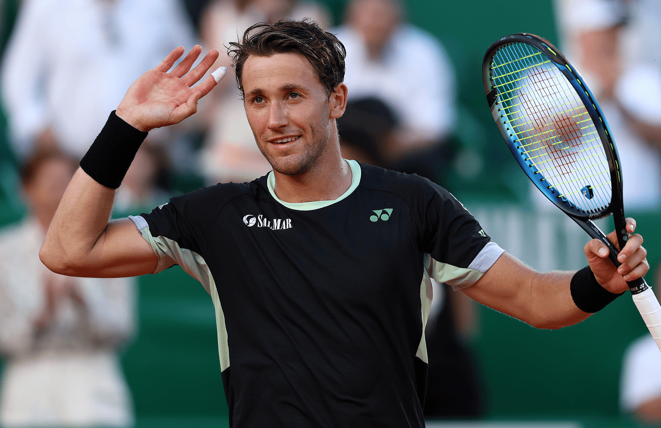  爆冷引爆全场！，德约科维奇意外战胜SKT上演精彩一战