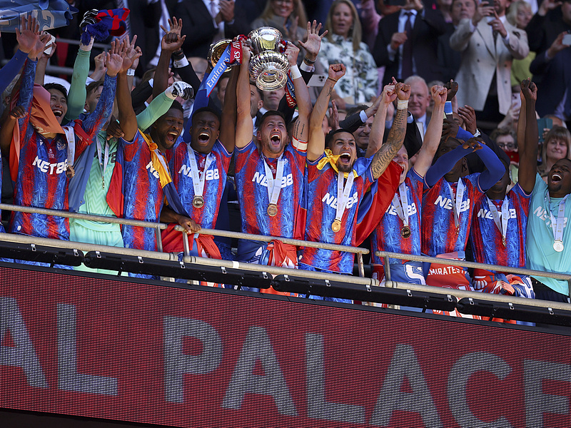 赛前突围战来临;马赛围绕法国杯豪取连胜;气氛紧张;训练强度明显提升的简单介绍 赛前突围战来临;马赛围绕法国杯豪取连胜;气氛紧张;训练强度明显提升的简单介绍