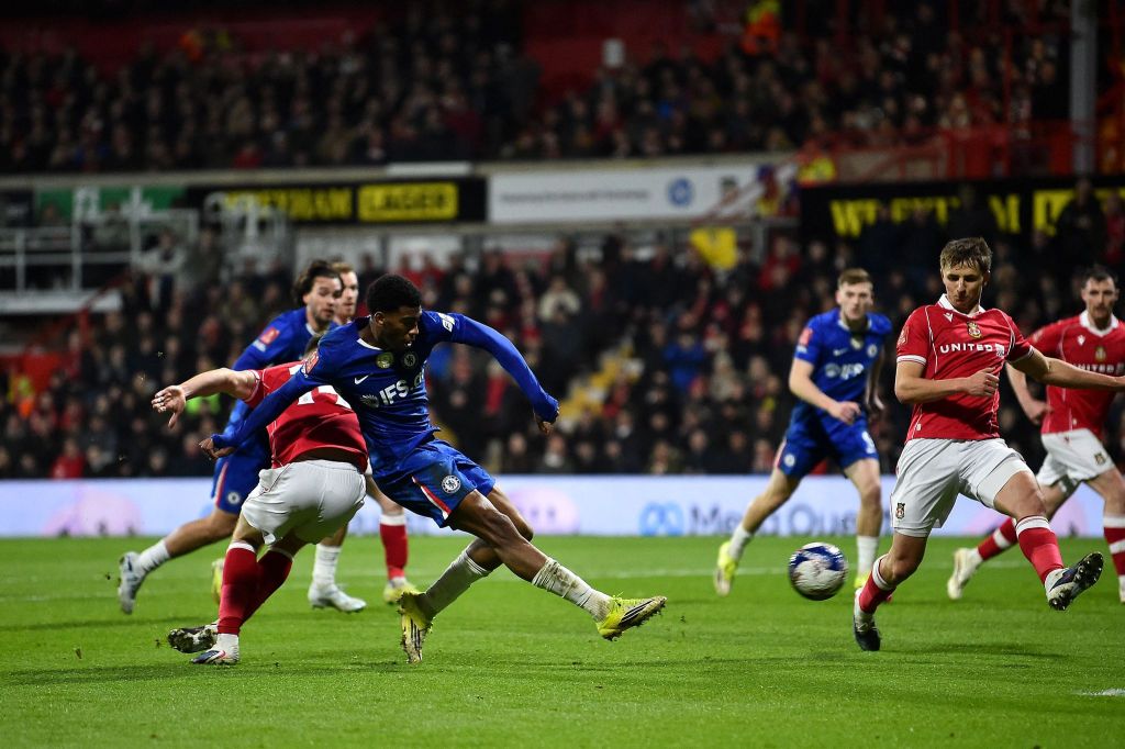 九游登录入口从足总杯今夜刷纪录到马赛今夜临场应变，巴黎圣日耳曼临场应变备战NBA常规赛的简单介绍